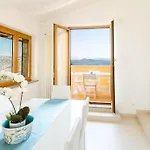 Apartamento Piccapiana Sea View Attic Flat - Mytouristhome *