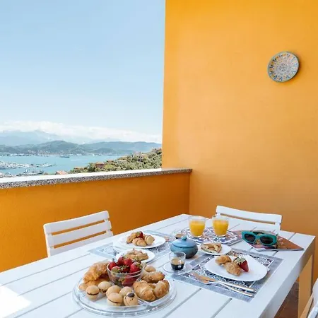 Piccapiana Sea View Attic Flat Apartment La Spezia