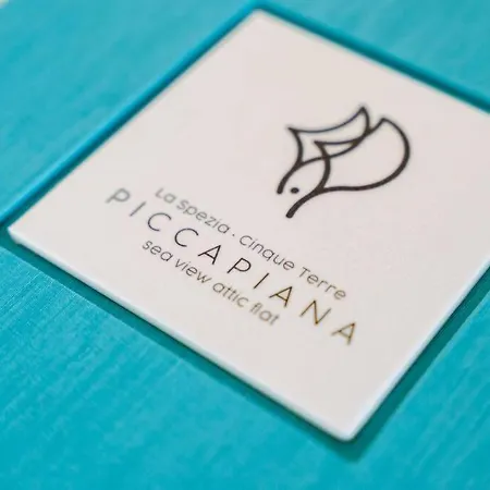 Piccapiana Sea View Attic Flat